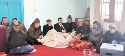 altaf bukhari pays condolence visit to nazki’s residence