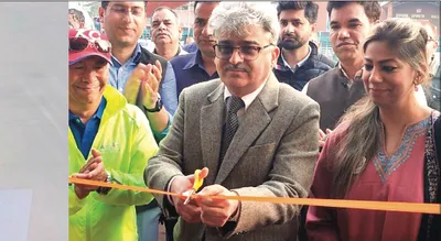 cs dulloo inaugurates kashmir marathon expo at polo view