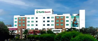 fortis escorts amritsar celebrates 5000 joint replacement surgeries in j k