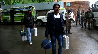 voting in srinagar ls seat under 3 tier security blanket