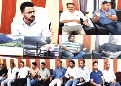 media persons briefed about mcc guidelines in kishtwar