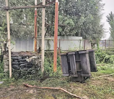 burglars decamp with transformer parts in sopore locality