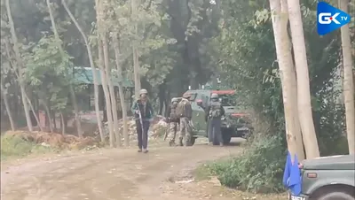 4 security personnel  traffic police officer injured in encounter with terrorists in j k s kulgam