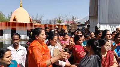 navratri celebrated with religious fervor at vecharnag temple in srinagar