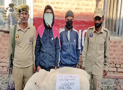 police arrest 2 drug peddlers in ganderbal