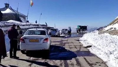 video   mughal road re opens for traffic  officials