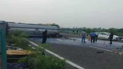 18 dead as passenger bus collides with milk van in unnao