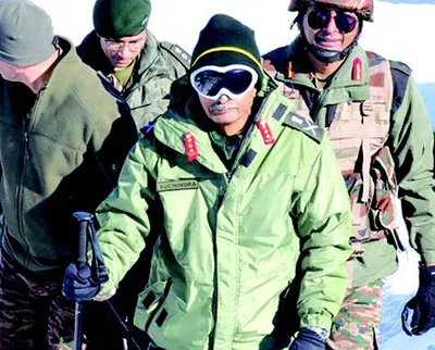 northern army commander on maiden visit to kashmir
