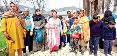 9 year old returns to warm welcome at dagger pariwar school baramulla after successful surgery