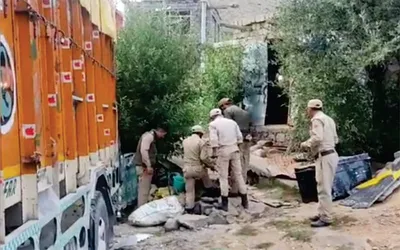 3 killed  10 injured in mysterious drass explosion