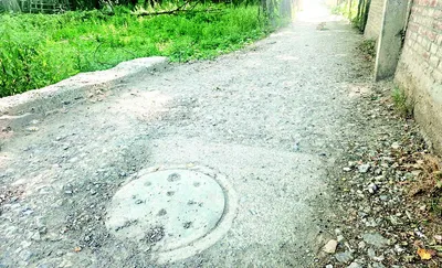 natipora residents resent dilapidated road