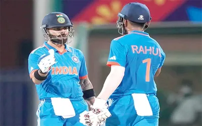 odi world cup   kl rahul  virat kohli lead india to 6 wicket win over australia