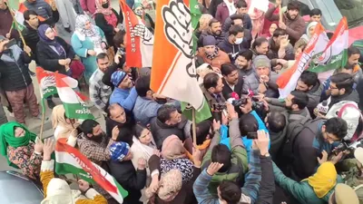 congress holds protest in rajouri