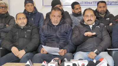 kashmir booksellers appeal jkbose to delay implementation of board published text books order