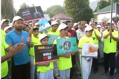 srinagar  directorate of health services j k organises a walkathon on  world no tobacco day 