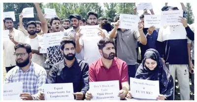 unemployed agriculture  graduates take out protest march in sopore