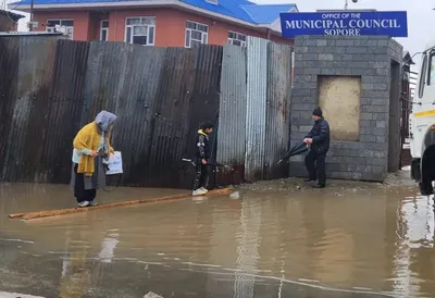 waterlogging in sopore areas causes hardships to residents