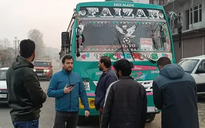 enforcement drive against traffic violations launched in sopore