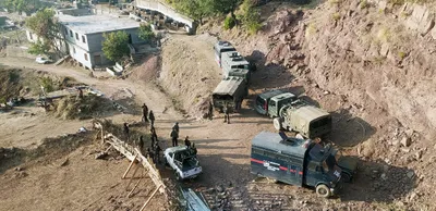 five army soldiers  policeman injured in gunfight in j k s doda